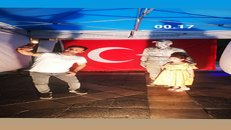 15 Temmuz İçin Canlı Heykel Rekoru Kıracak