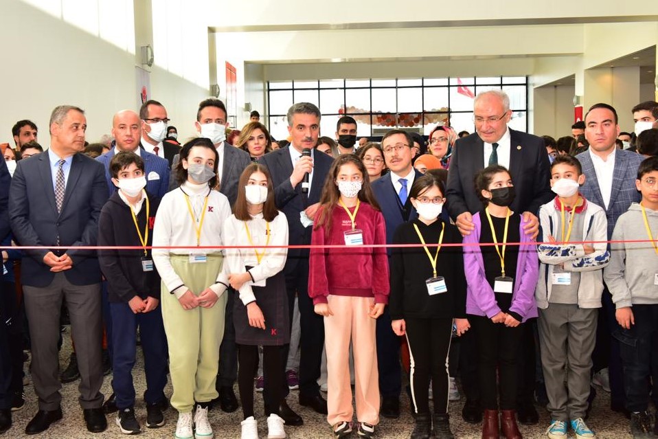 16. TÜBİTAK Ortaokullar Araştırma Projesi Yarışması Düzenlendi