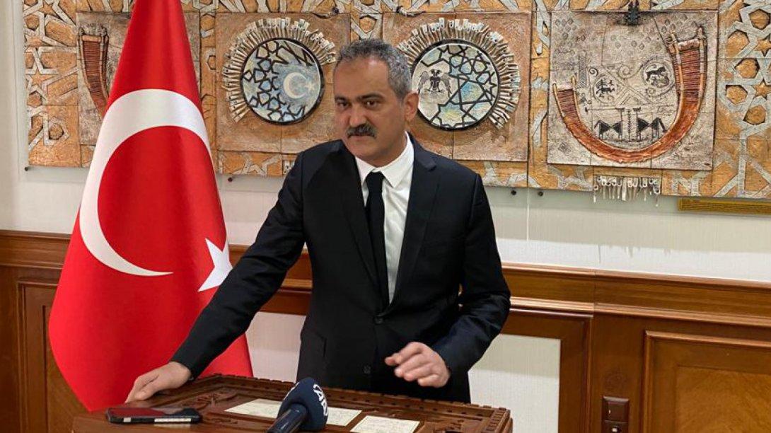 5 Bin 386 Öğrenci Naklini Başka İllere Aldırdı