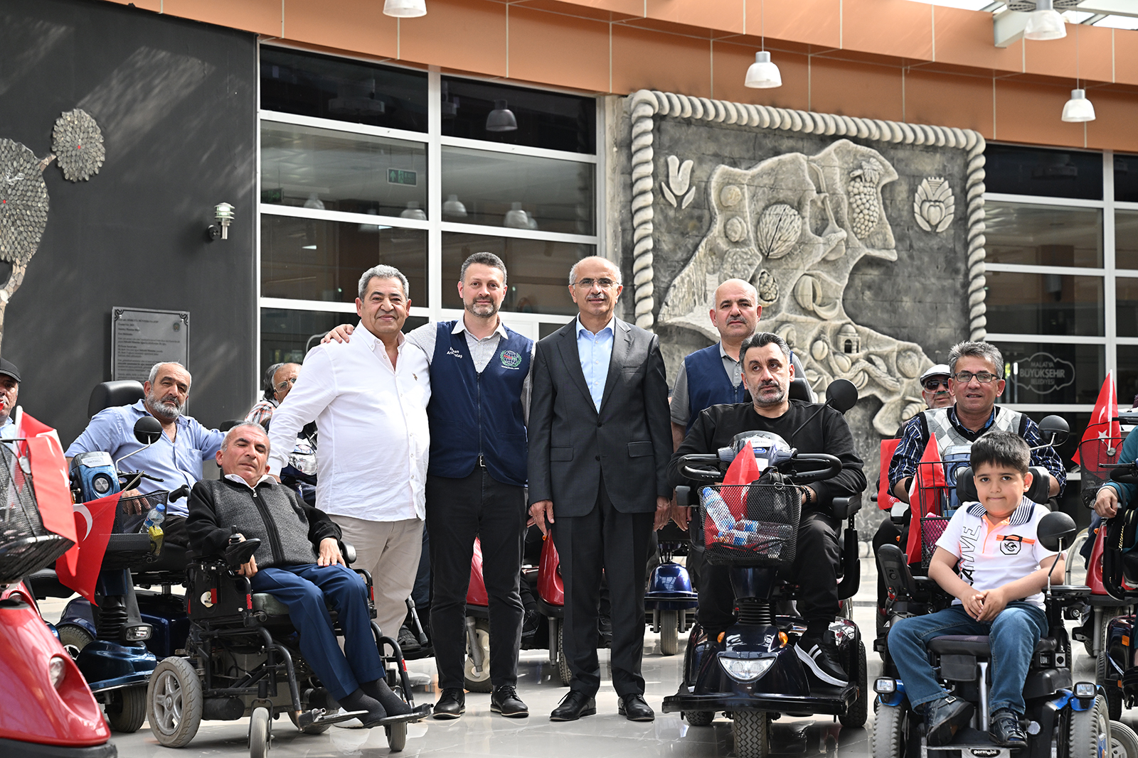 50 Adet Engelli Aracı Vatandaşlara Teslim Edildi