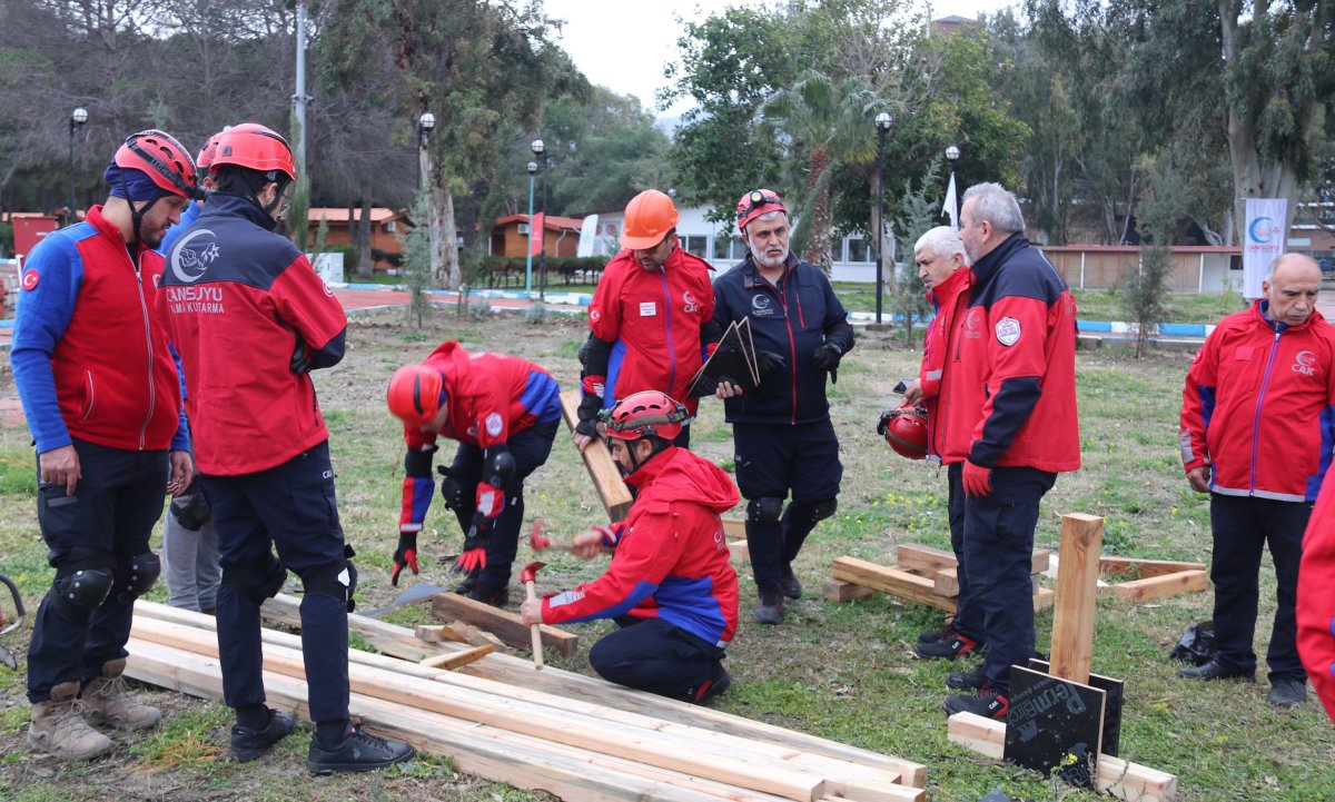 Cansuyu CAK Ekipleri "Asrın Felaketi"nin Yıl Dönümünde Sahadaydı: Hatay’da Dev Tatbikat!