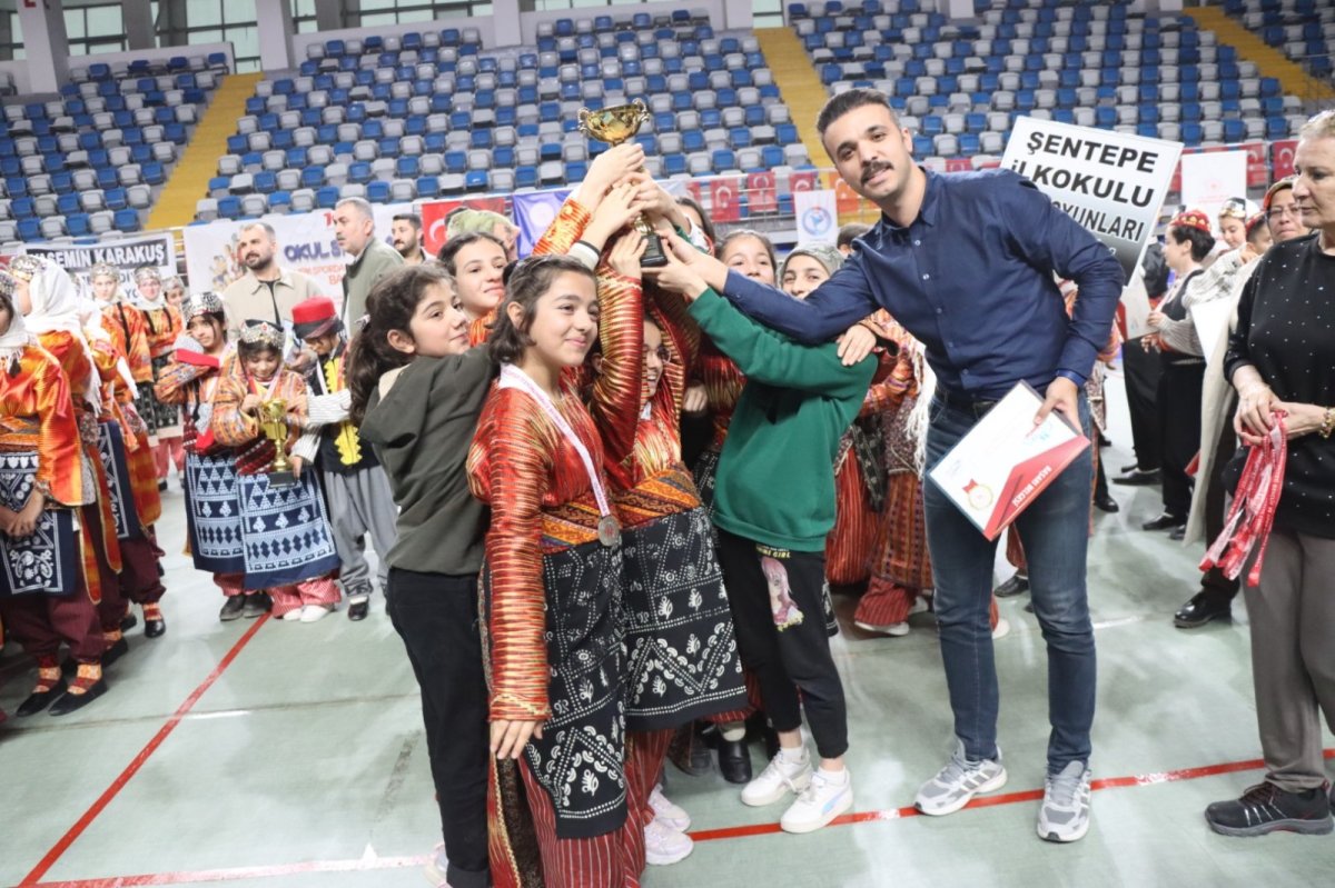 Halk Oyunları İl Birinciliği Müsabakaları sona erdi.