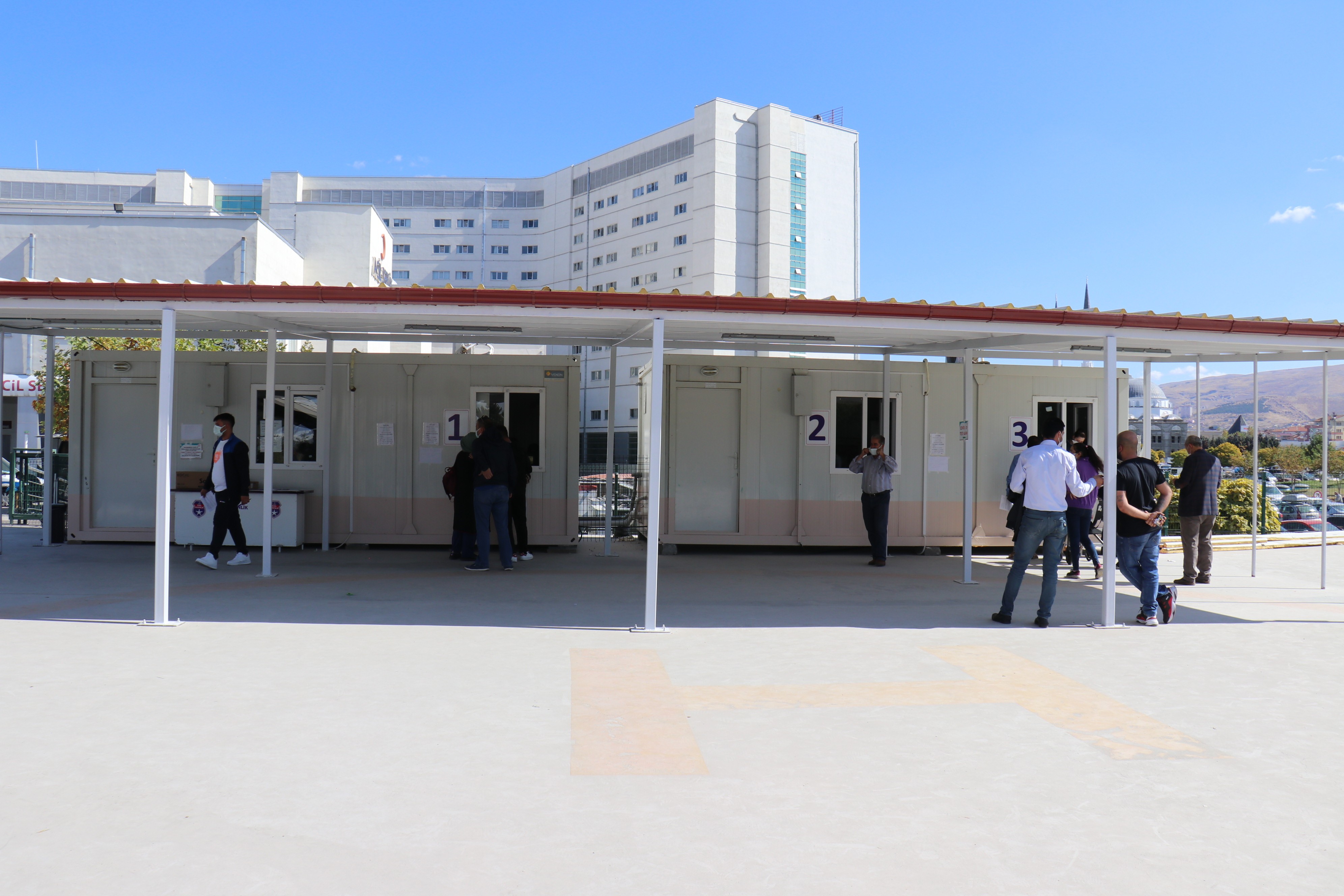 Acildeki yoğunluk triaj sistemiyle önleniyor