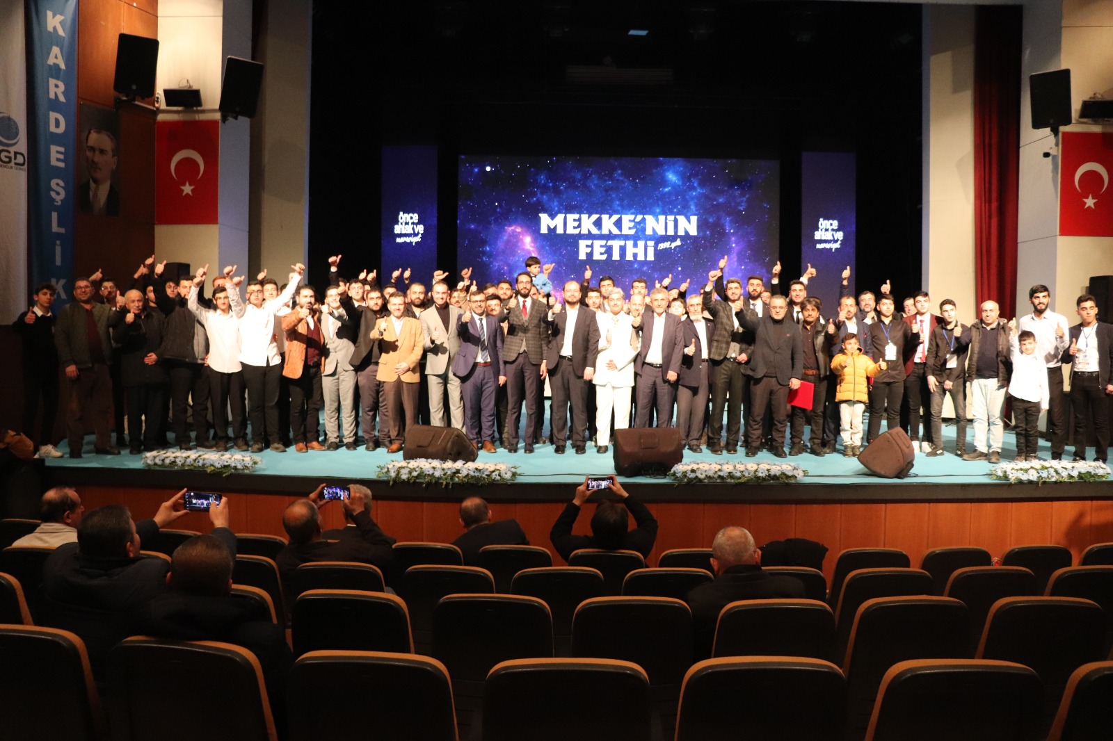 AGD'den Mekke'nin Fethi Programı