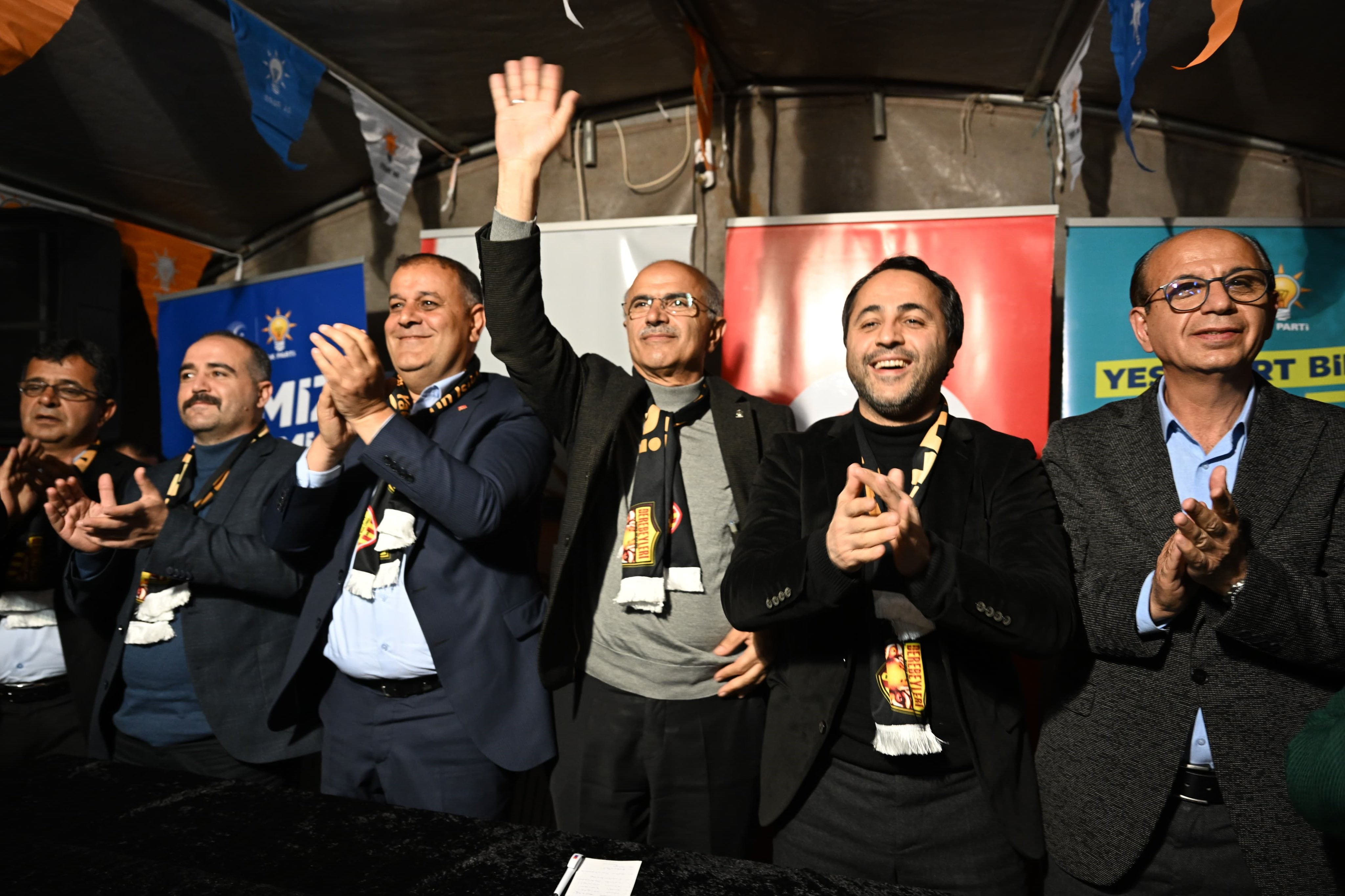 AK Parti Büyükşehir Adayı Sami Er’e Yeşiltepe’de Coşkulu Karşılama