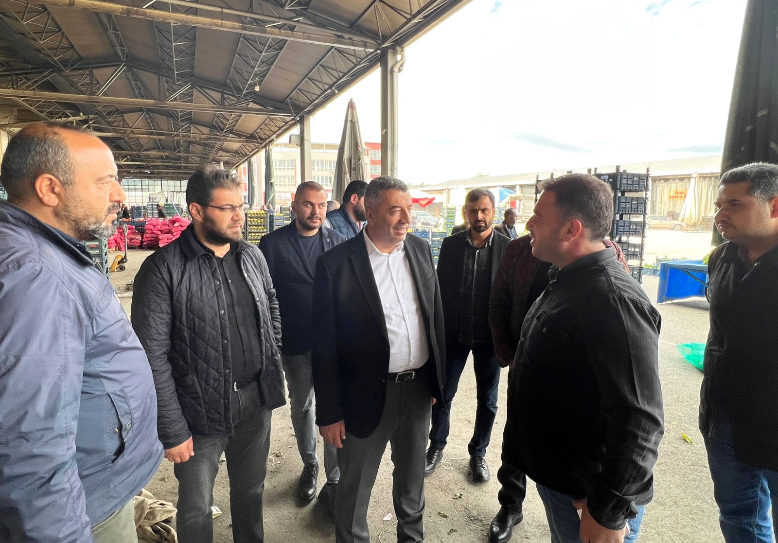 Ak Parti Milletvekili Adayı Özcan Çalışmalarını Sürdürüyor