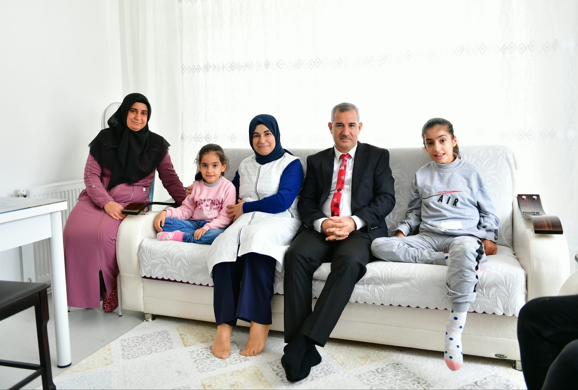 ALS Hastası Elif ve Mehtap’ın Hasta Yatağı Talebi Gerçeğe Dönüştü