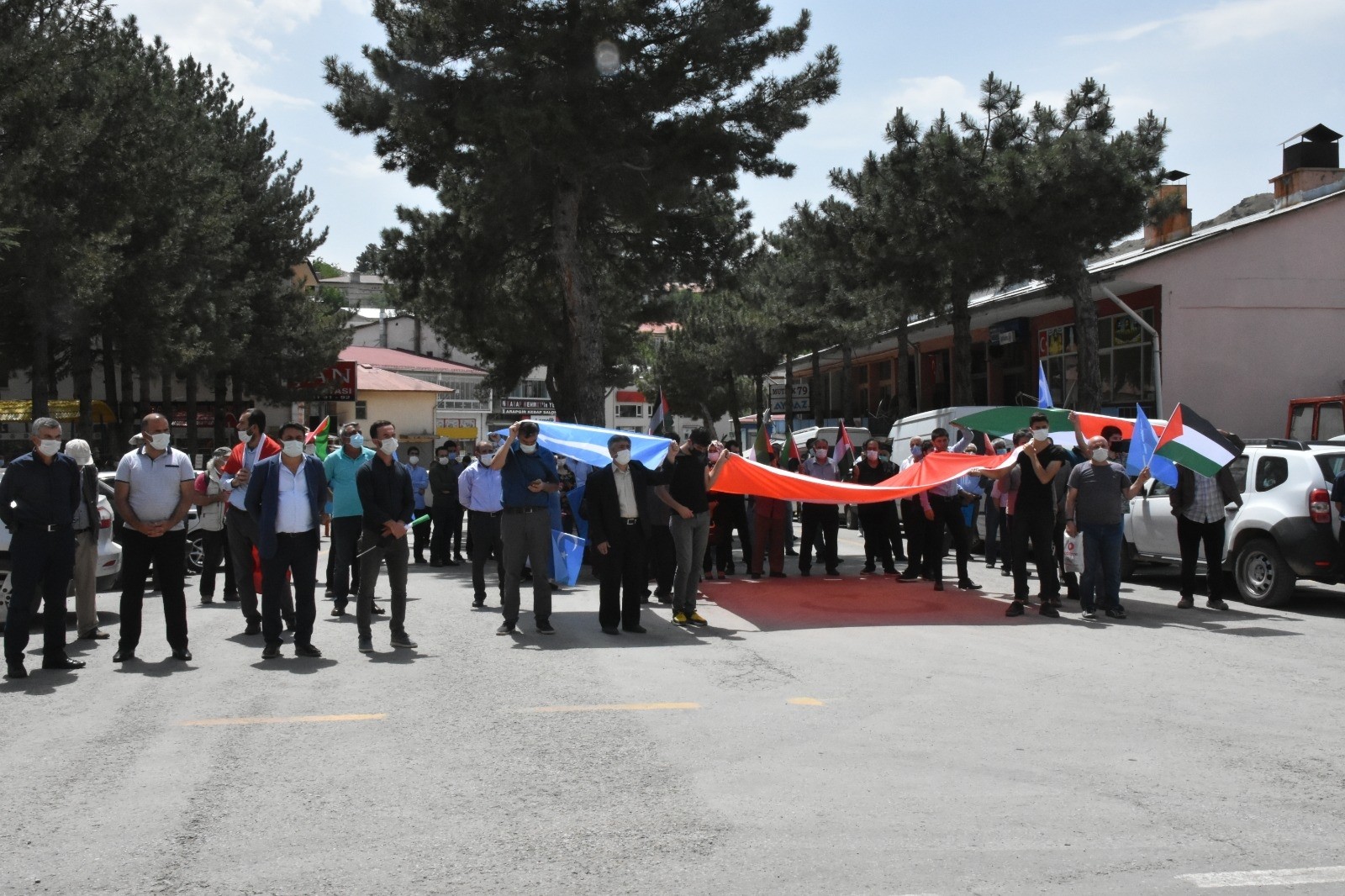 Arapgir’de İsrail’e tepki için yürüyüş düzenlendi