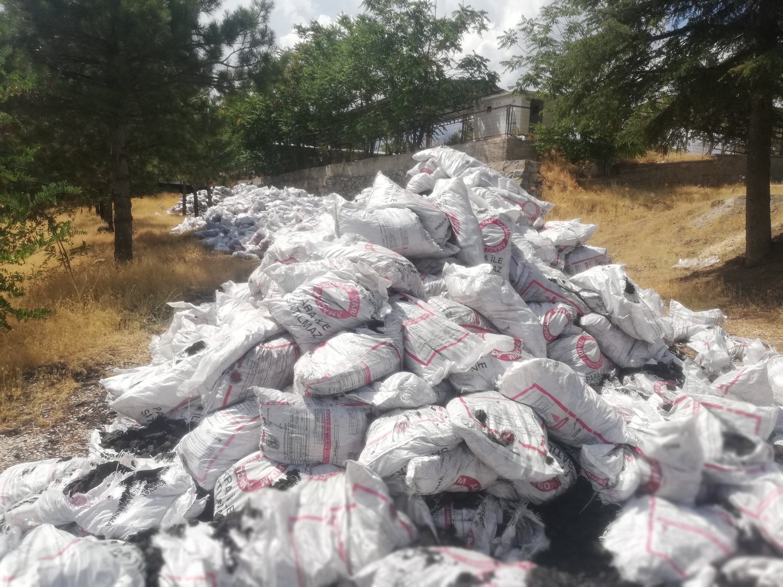 Arguvan’da ihtiyaç sahiplerine kömür dağıtımı başladı