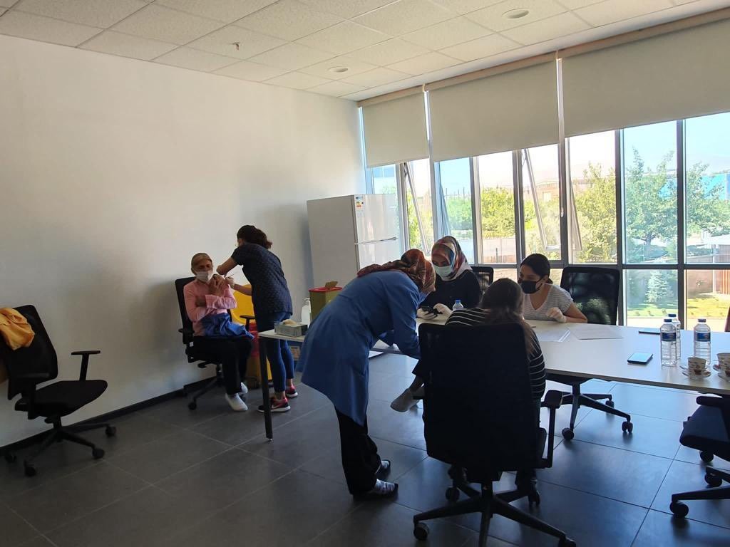 Aşı çalışmaları devam ediyor