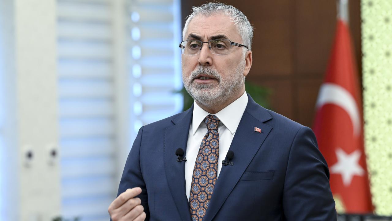 Bakan Işıkhan: "Asgari Ücrette Herhangi Bir Artış Olmayacak"