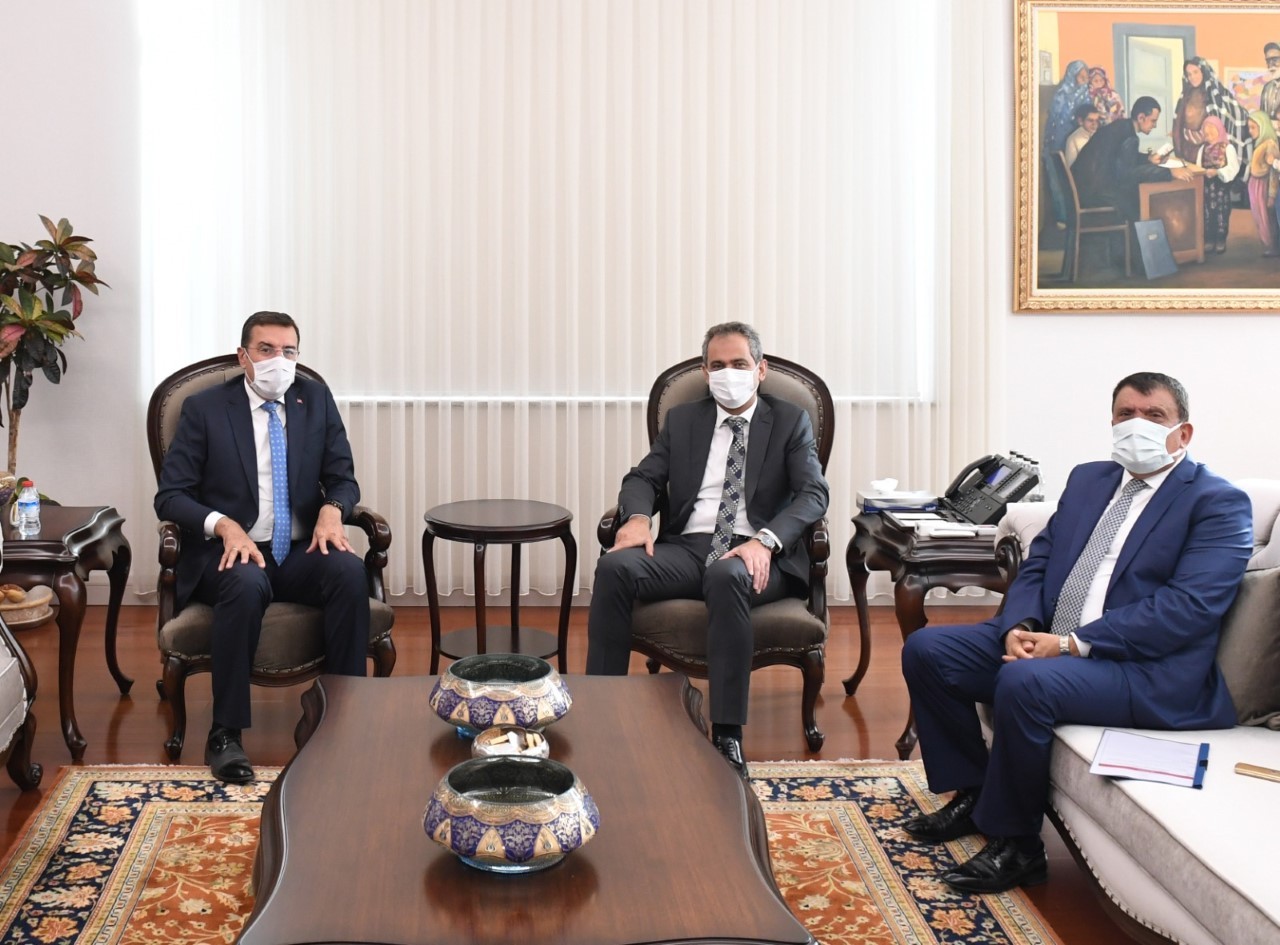 Bakan Özer’den Malatya’ya okul müjdeleri