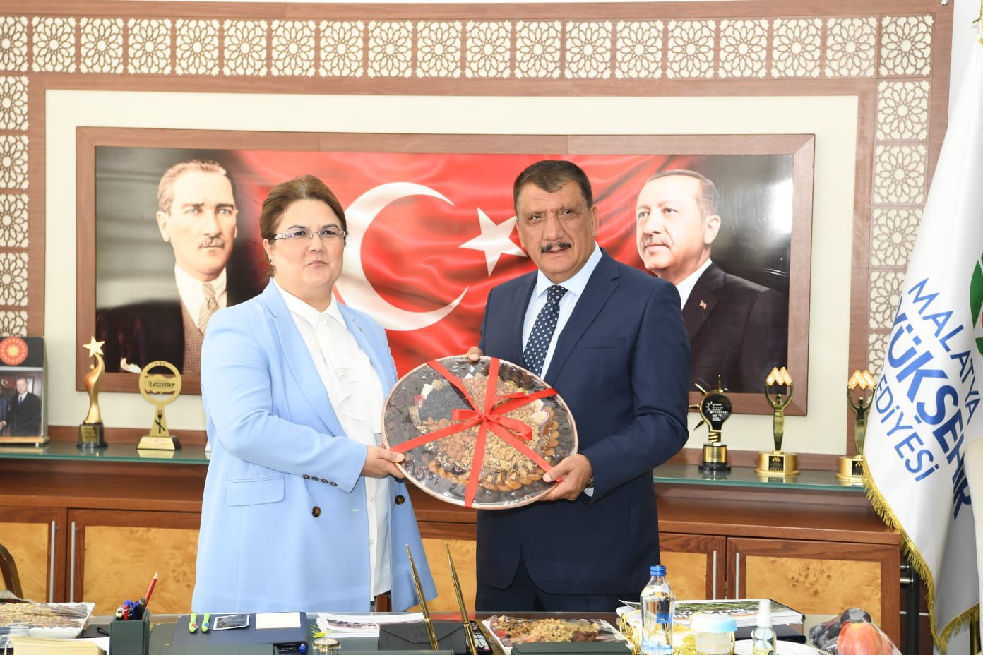 Bakan Yanık'tan Başkan Gürkan'a Ziyaret