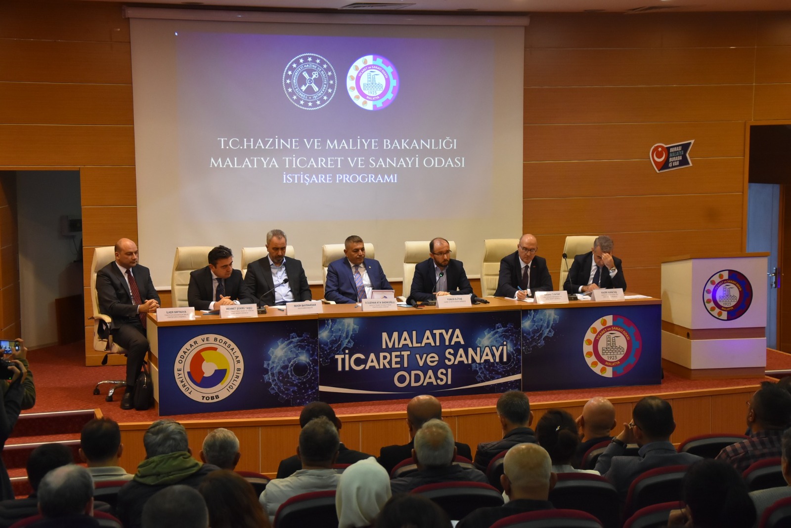 Bakan Yardımcısı Elitaş MTSO Üyeleriyle İstişare Toplantısı Yaptı