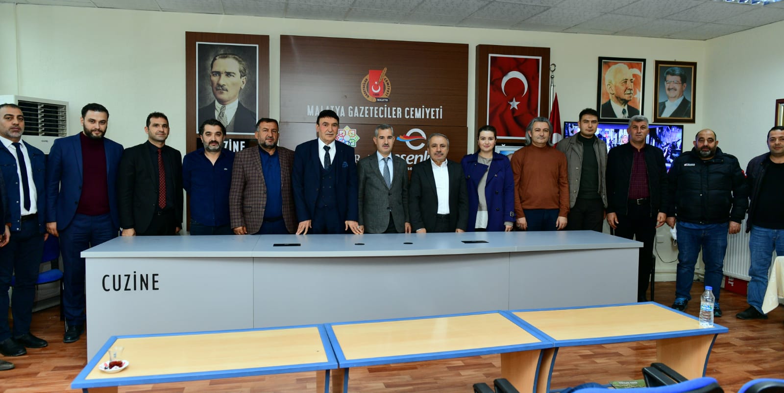 Başkan Çınar, Yeşilyurt Belediye Binasının Çevresinin Yeşil alan ve Yaşam Merkezi olacağını açıkladı