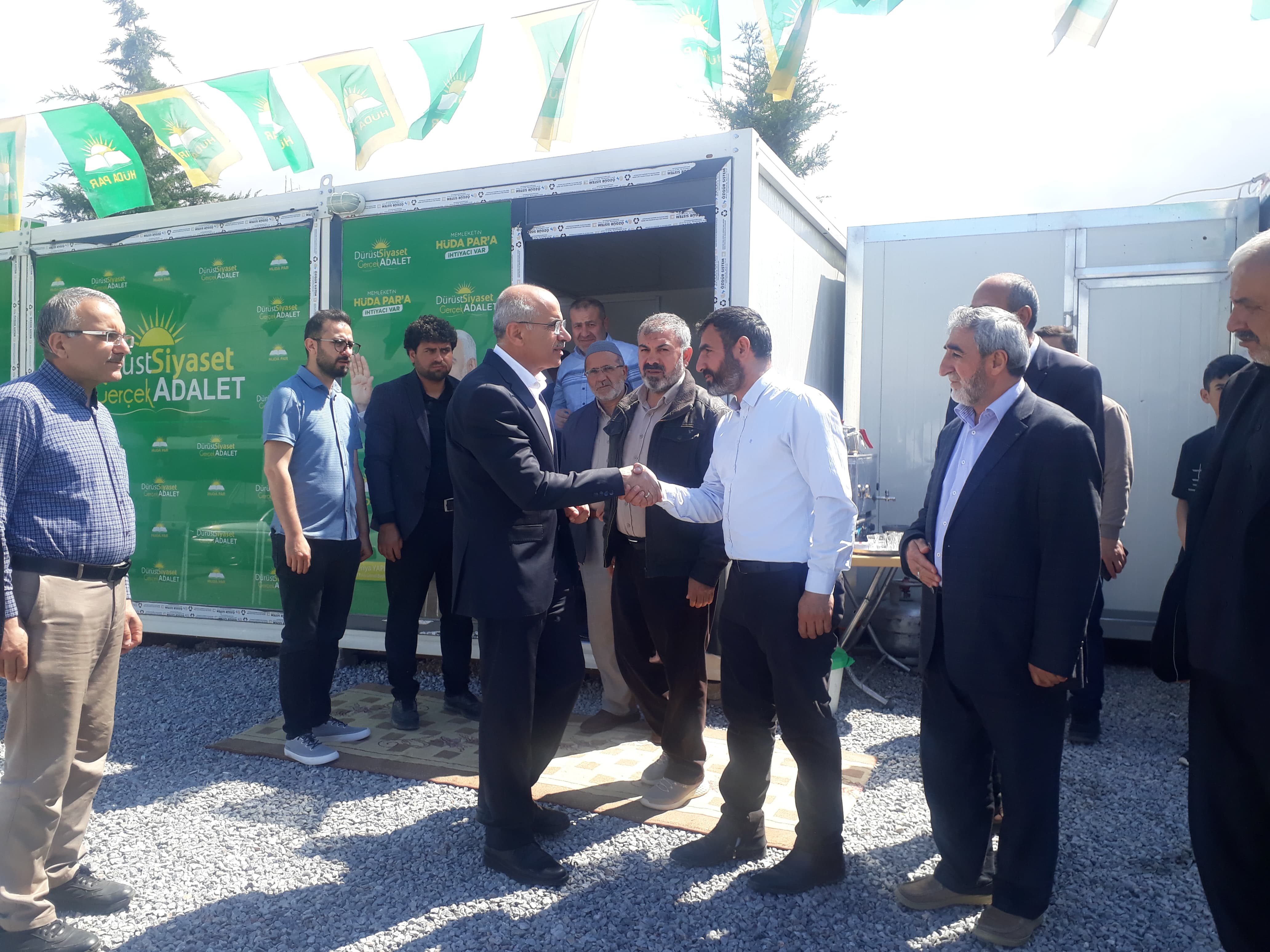 Başkan Er'den Hüda Par'a Taziye Ziyareti