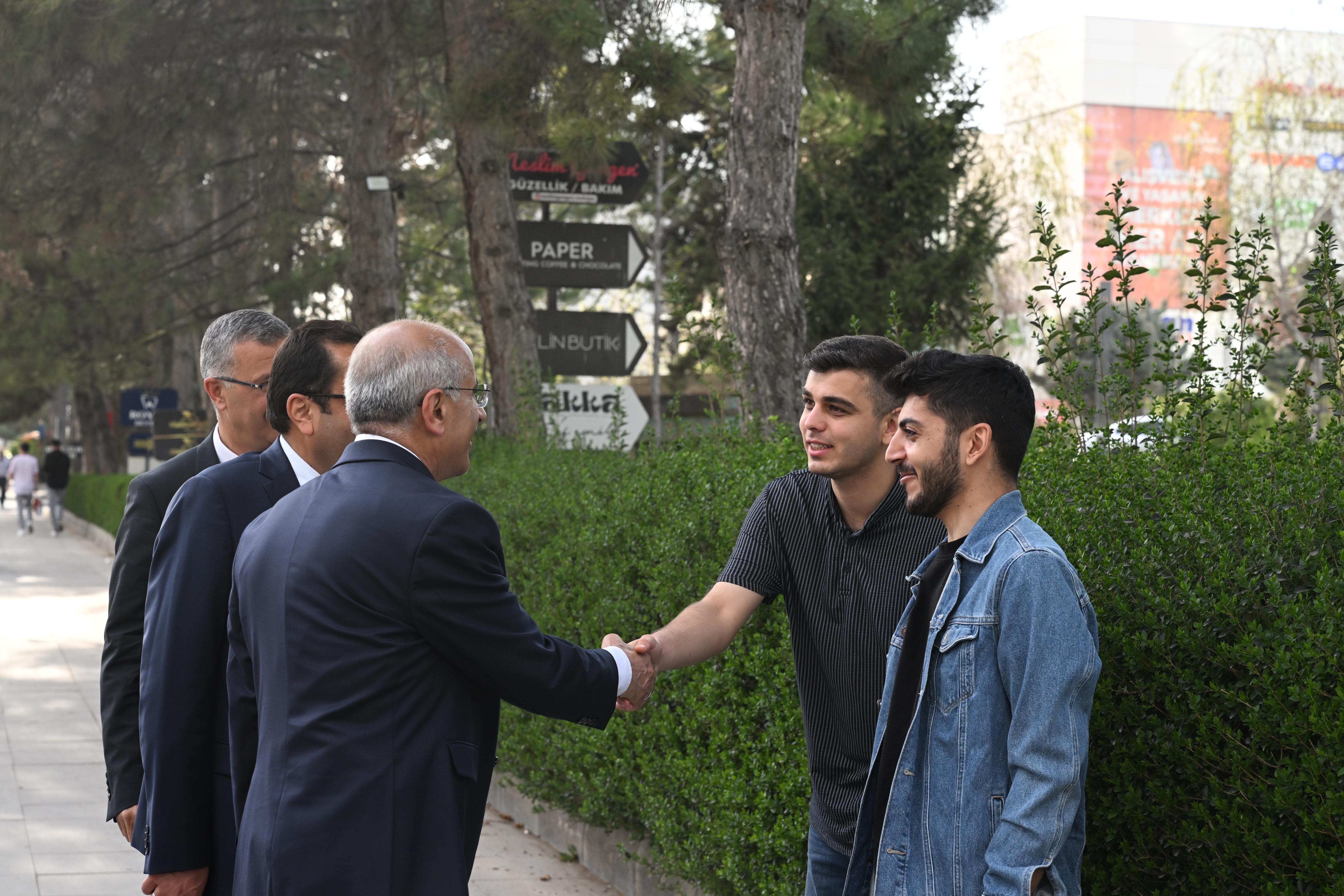 Başkan Er'e Vatandaşlardan Yoğun İlgi