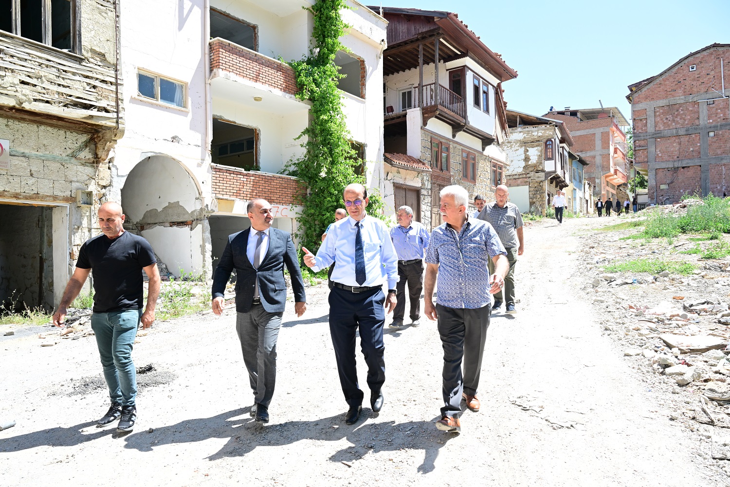 BAŞKAN GEÇİT’İN YENİ DÖNEM VAATLERİNDEN ‘KADİM MERKEZLER’ PROJESİ GERÇEĞE DÖNÜŞÜYOR