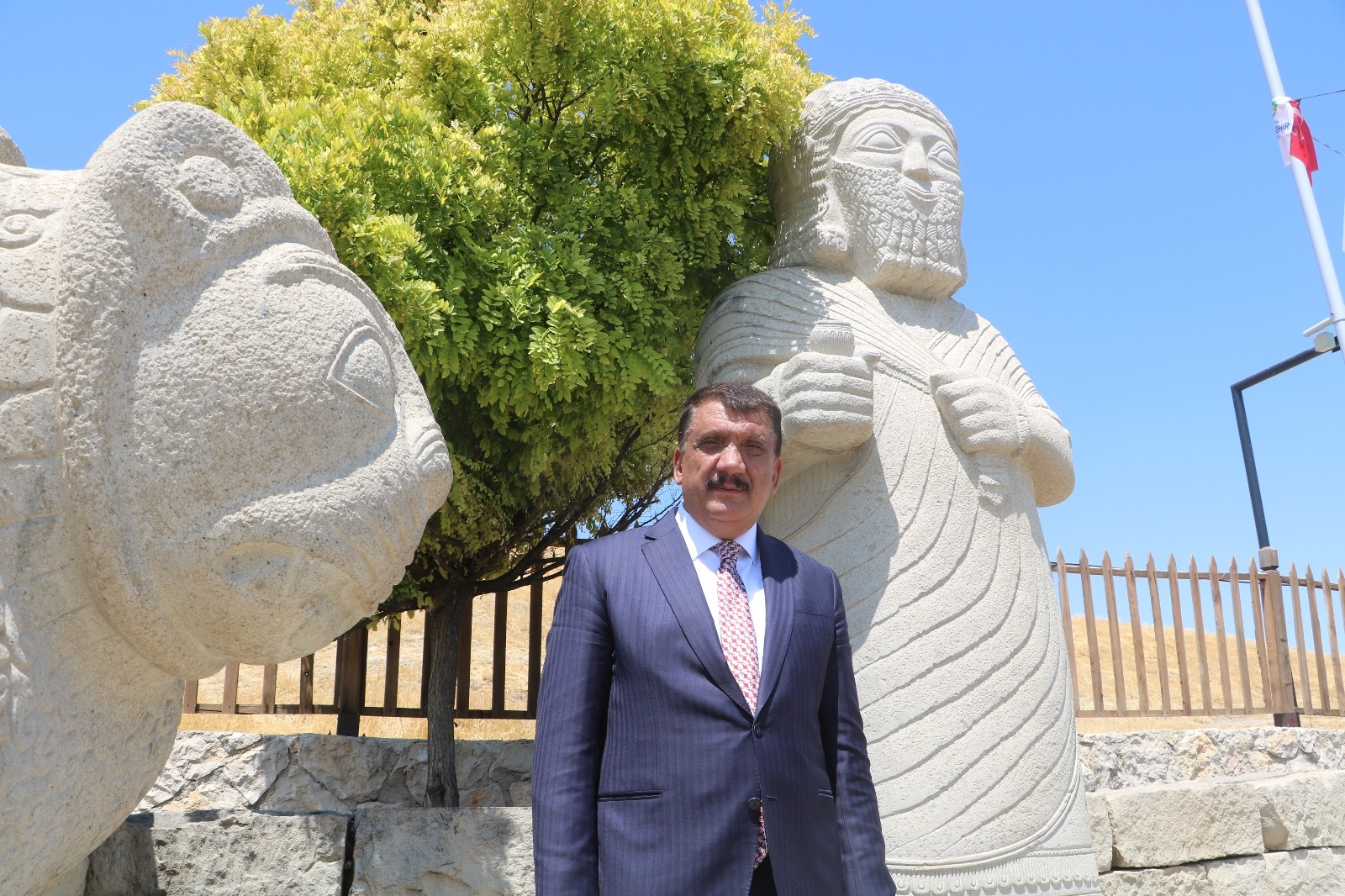 Başkan Gürkan’dan turistlere çağrı