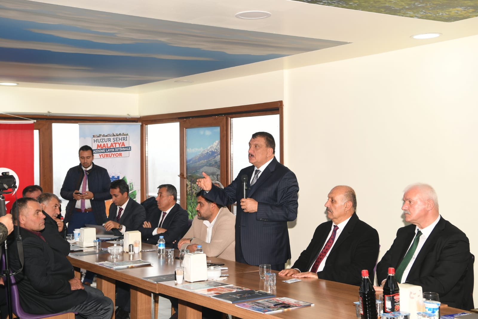 Başkan Gürkan Doğanşehirli Muhtarlarla Buluştu