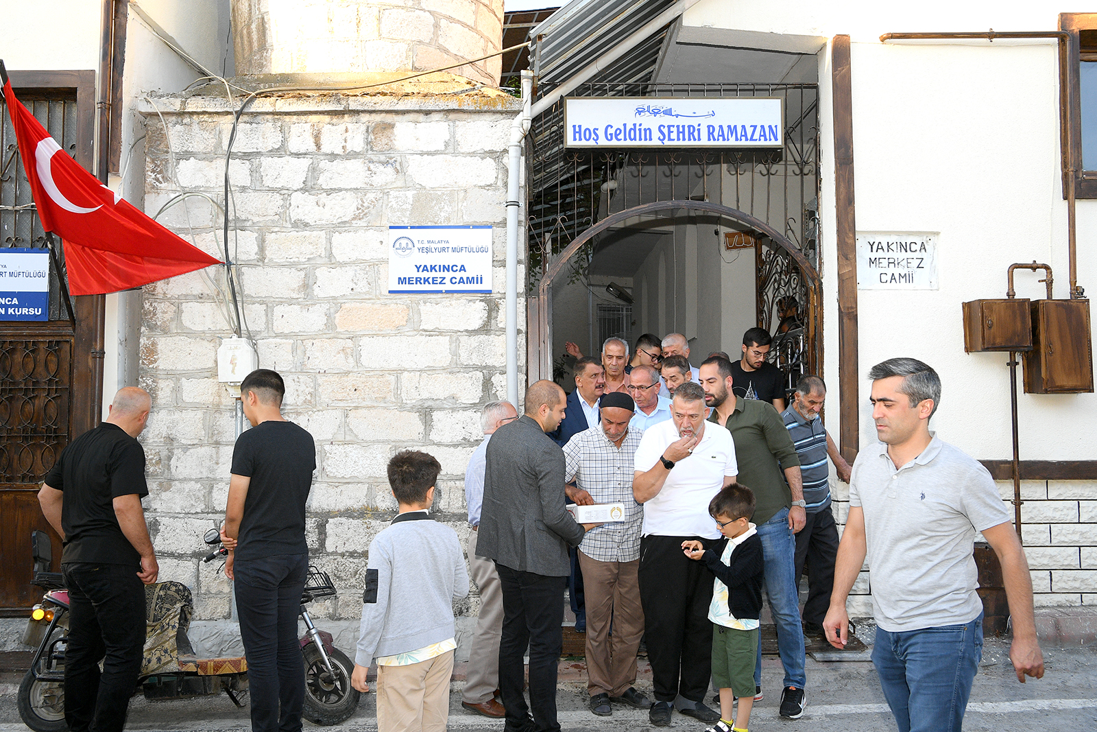 Başkan Gürkan Vatandaşlarla Bayramlaştı