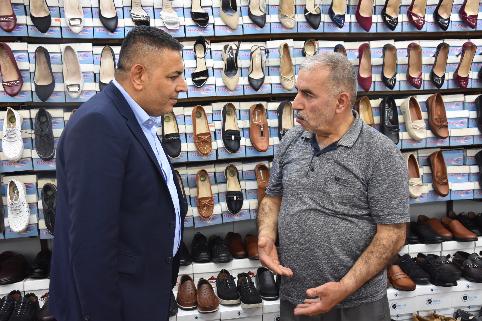 Başkan Sadıkoğlu'ndan Esnaflara Ziyaret