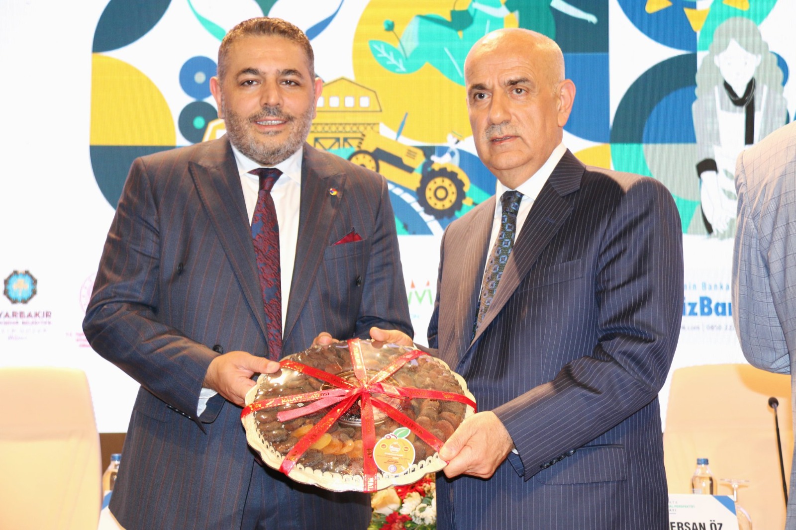 Başkan Sadıkoğlu Talep Etti Cezalar Silindi