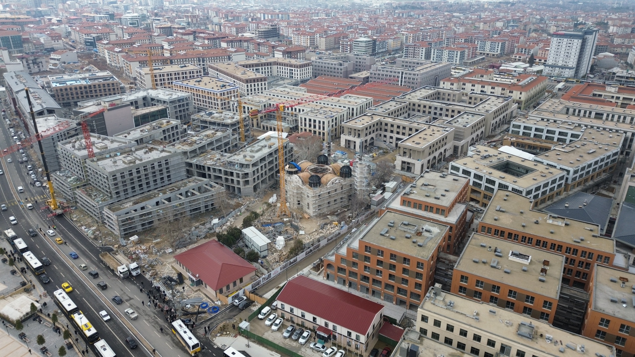 Başkan Taşkın, Akpınar Çarşı Merkezi’nde İncelemelerde Bulundu
