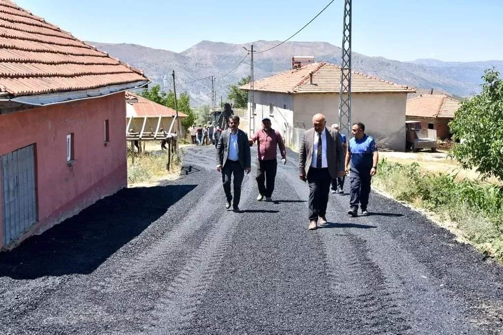 Başkan Zelyurt Asfalt Çalışmalarını Yerinde İnceledi