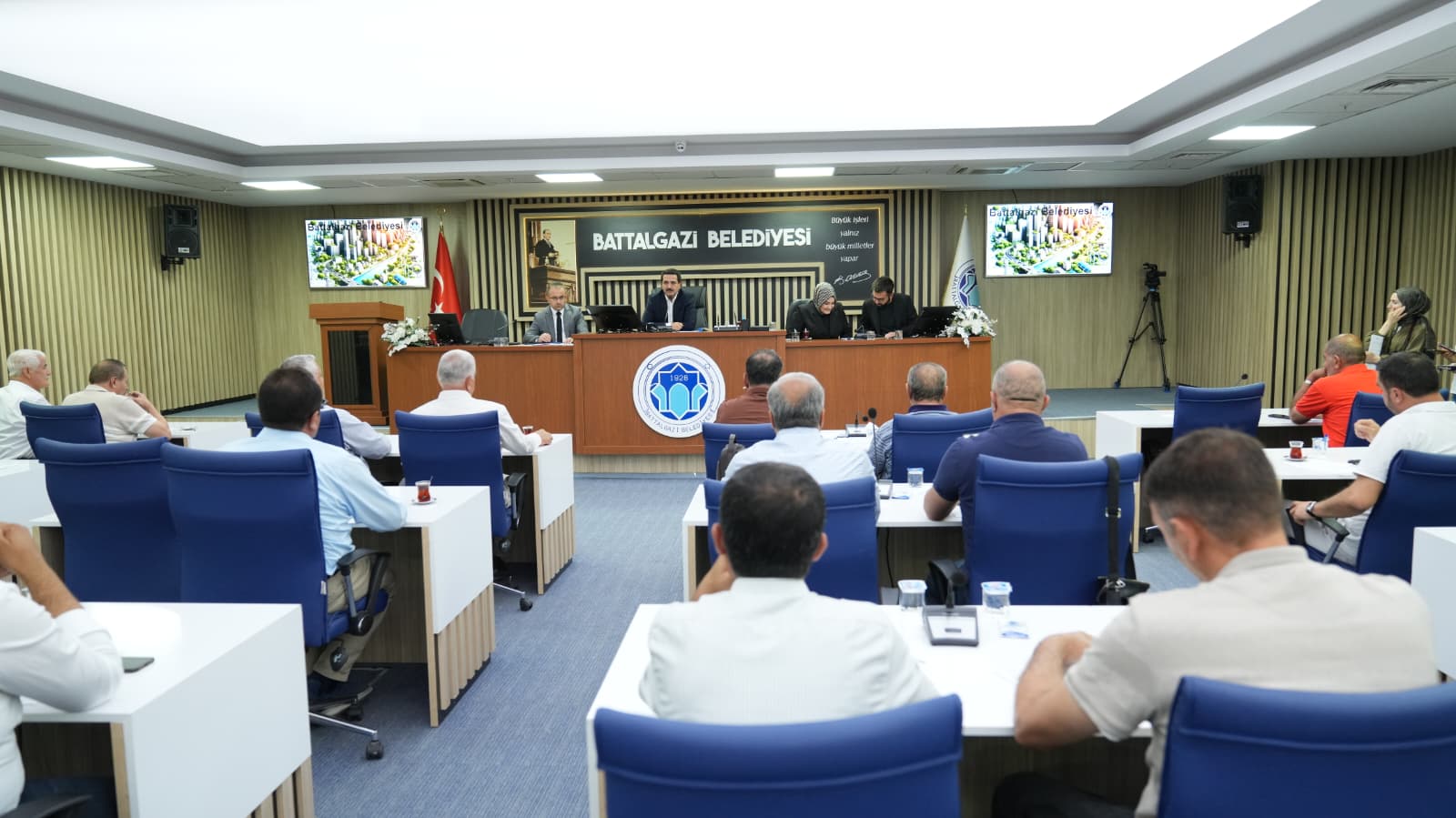 BATTALGAZİ BELEDİYE MECLİSİ AĞUSTOS AYI İLK OTURUMU GERÇEKLEŞTİRİLDİ