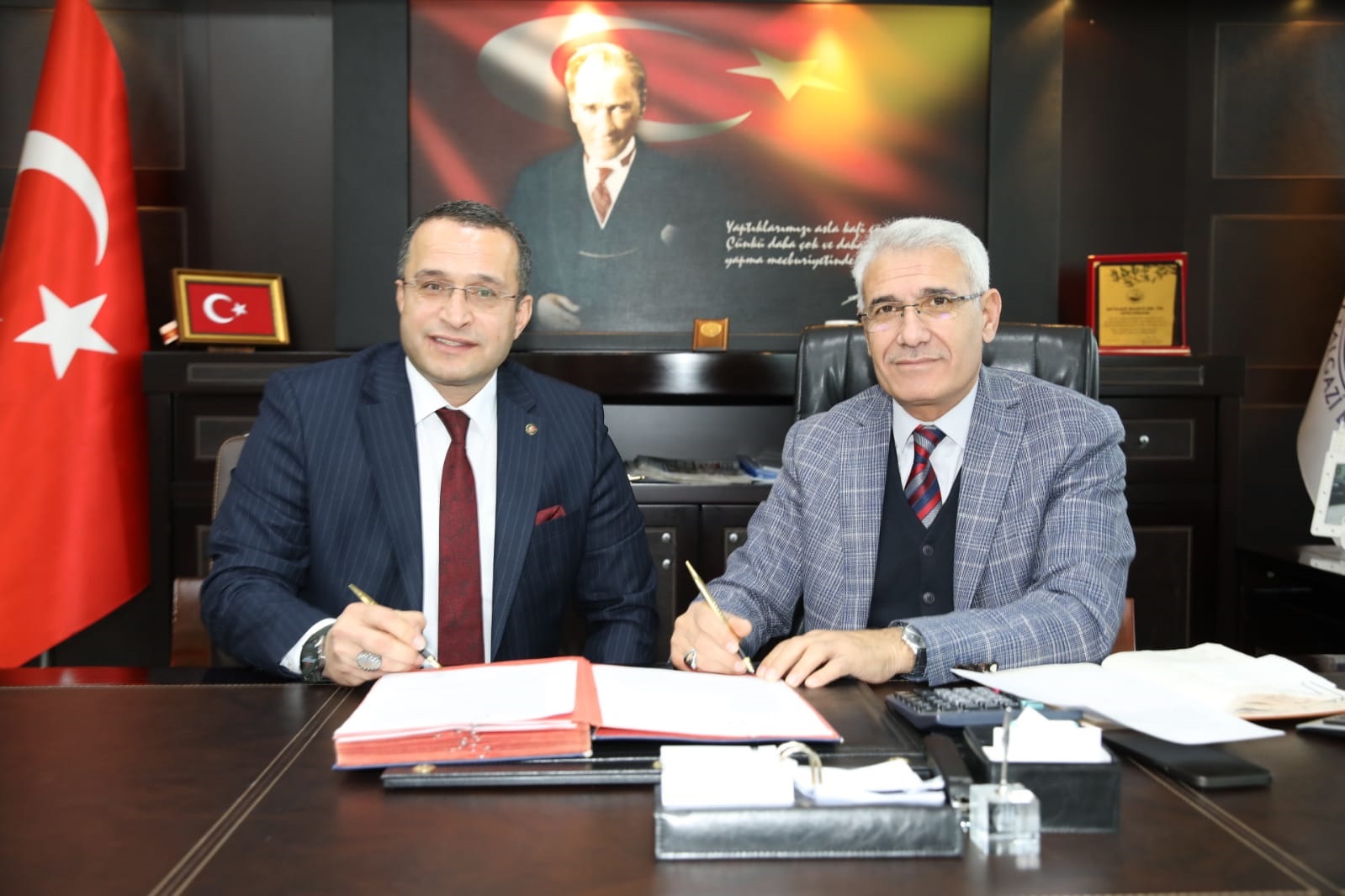 Battalgazi Belediyesinde İşçi Maaşları 12 Bin TL Oldu