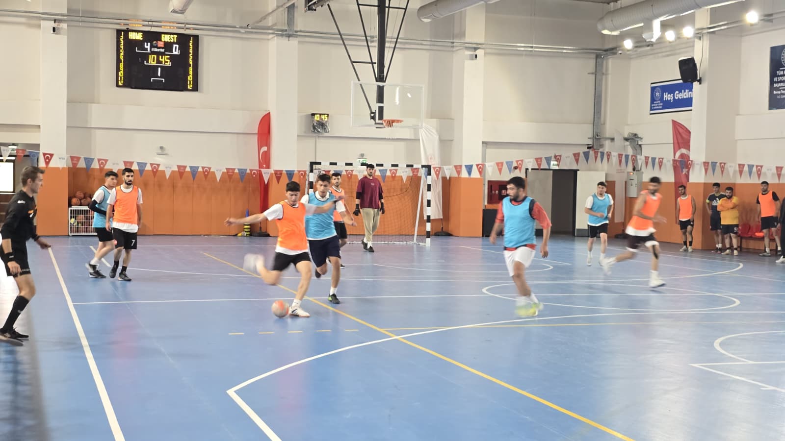 BATTALGAZİ’DE 29 EKİM CUMHURİYET KUPASI FUTSAL TURNUVASI TAMAMLANDI