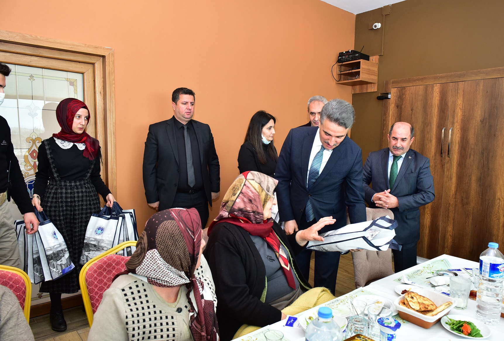 Battalgazi'de Yaşlılar Haftası Programı Düzenlendi