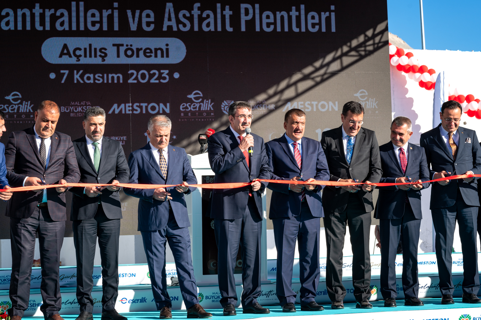 Beton Santrali ve Asfalt Plenti Törenle Açıldı