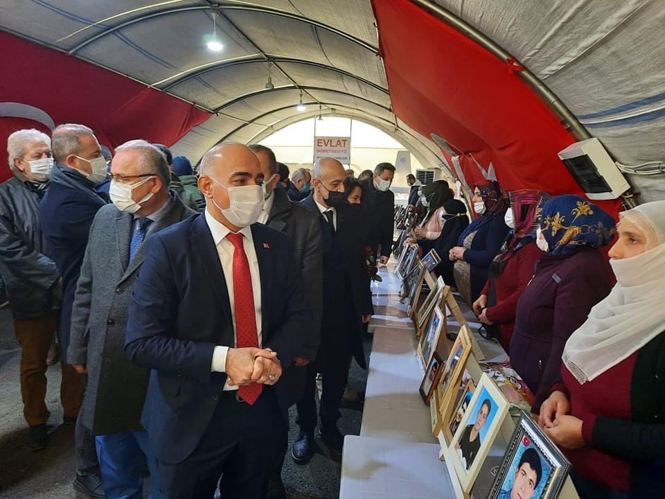 BİLDEF'den Diyarbakır Annelerine Ziyaret