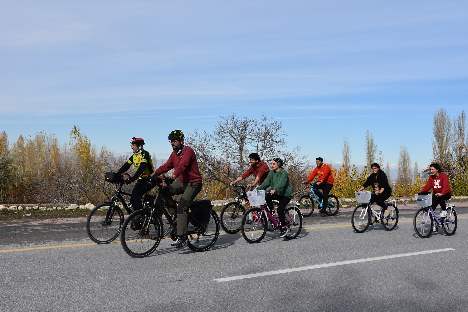 Bisikletle Yeşilyurt'u Keşfettiler