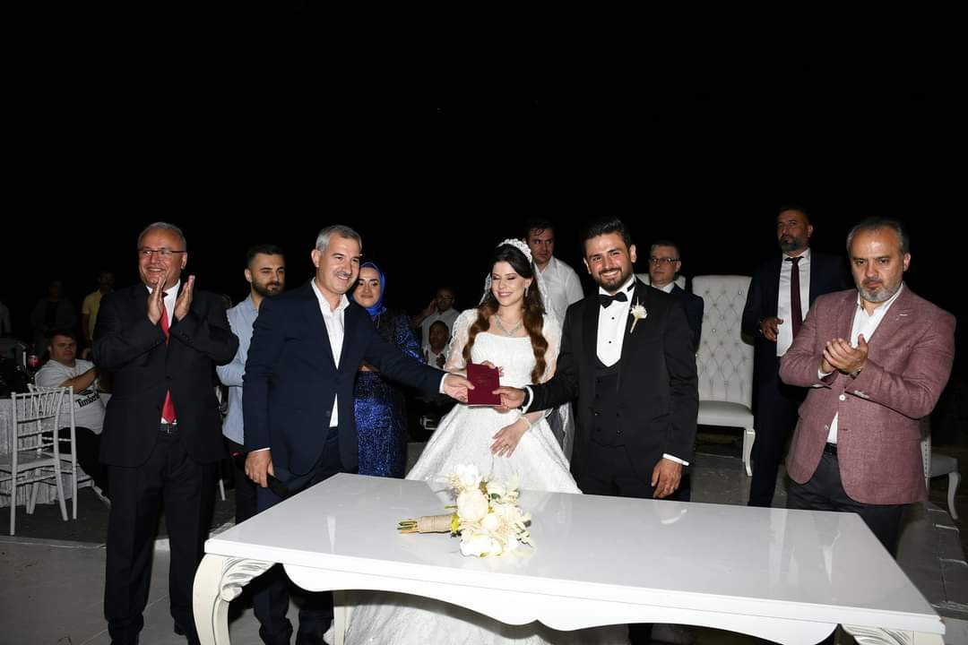 Bursa Malatya Darende Dernek Başkanı Bozkurt'un Oğlu Dünyevine Girdi