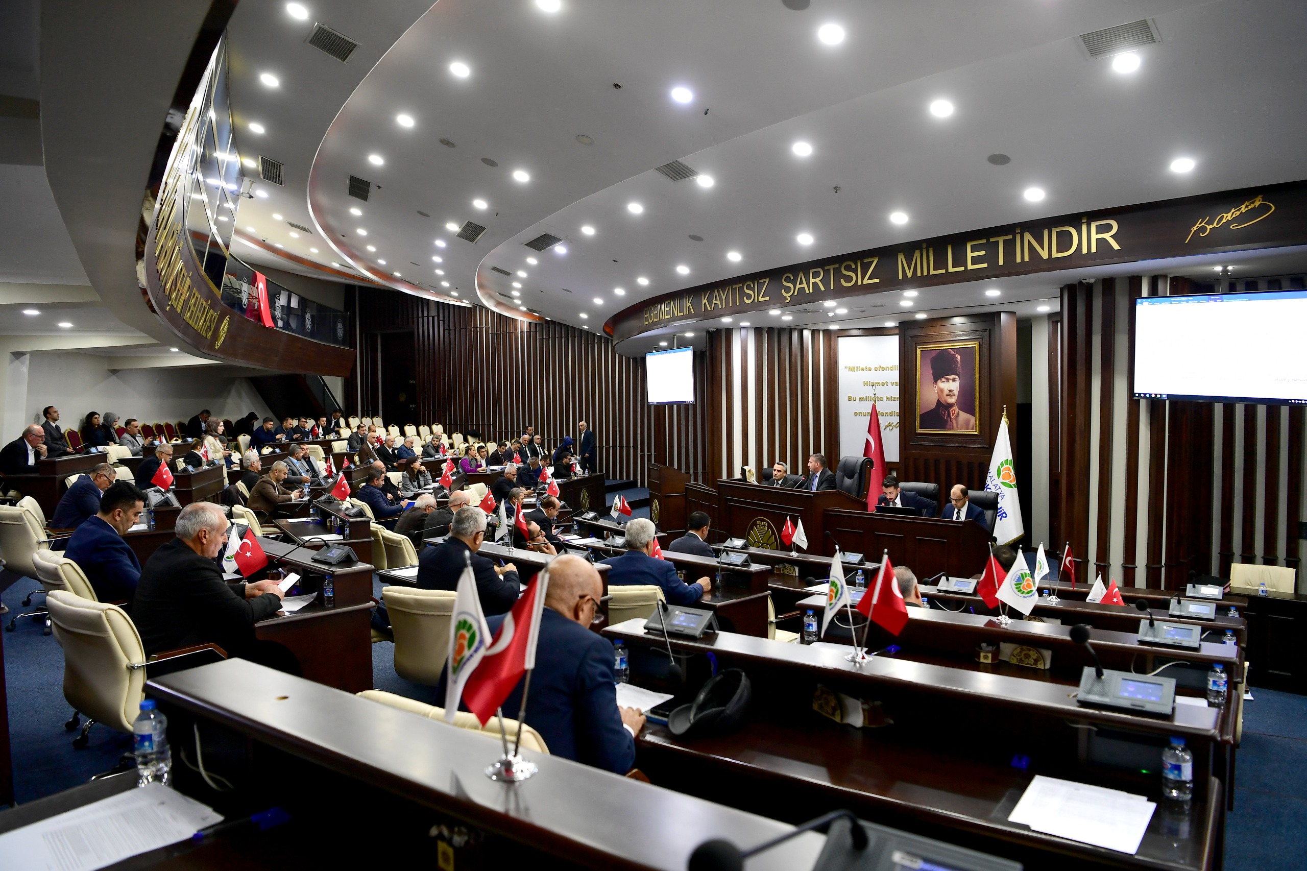 BÜYÜKŞEHİR BELEDİYE MECLİSİ KASIM AYI TOPLANTILARININ II. BERLEŞİMİ YAPILDI