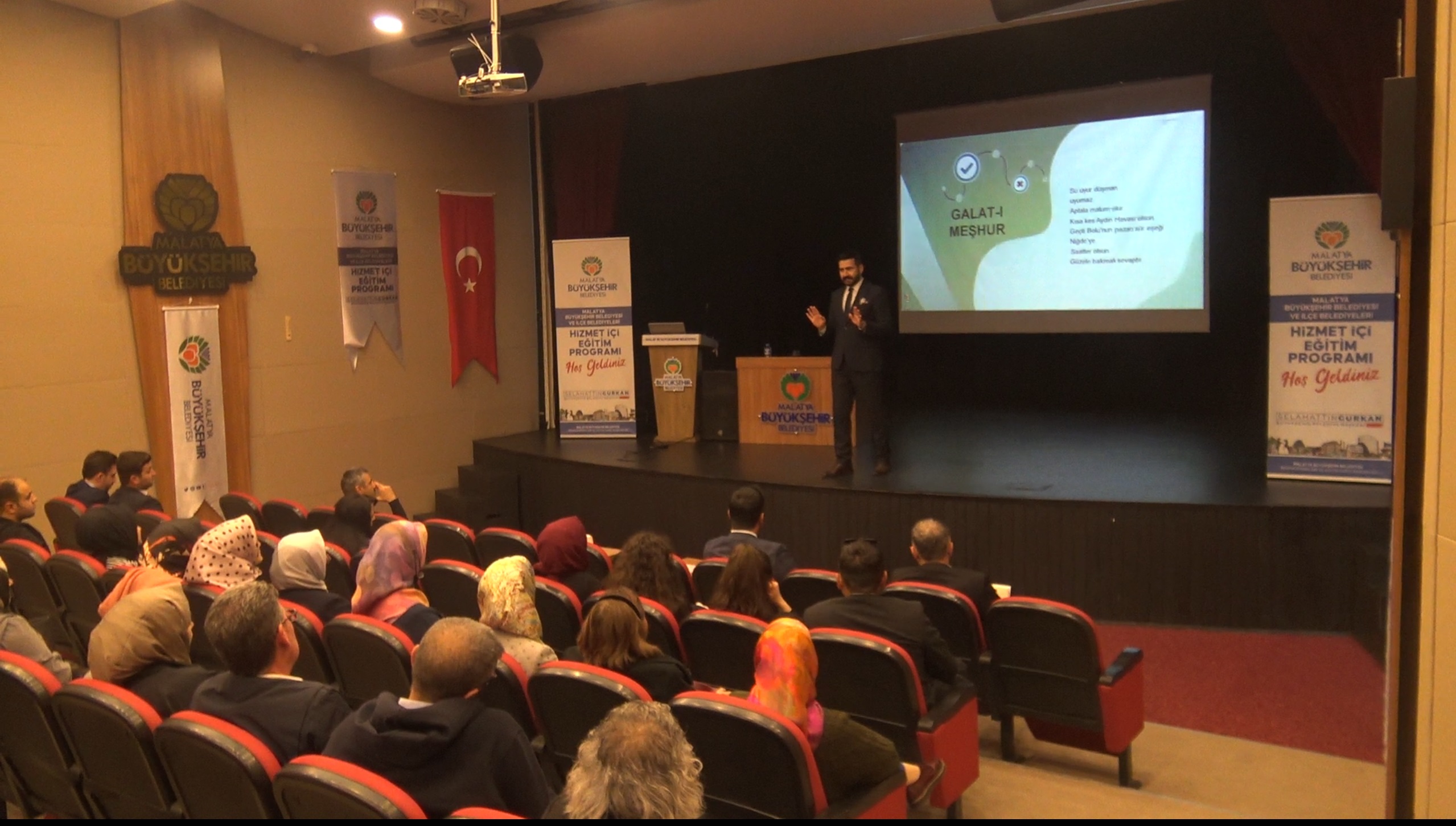 Büyükşehir Belediyesi'nin  Hizmet İçi Eğitimi Sona Erdi