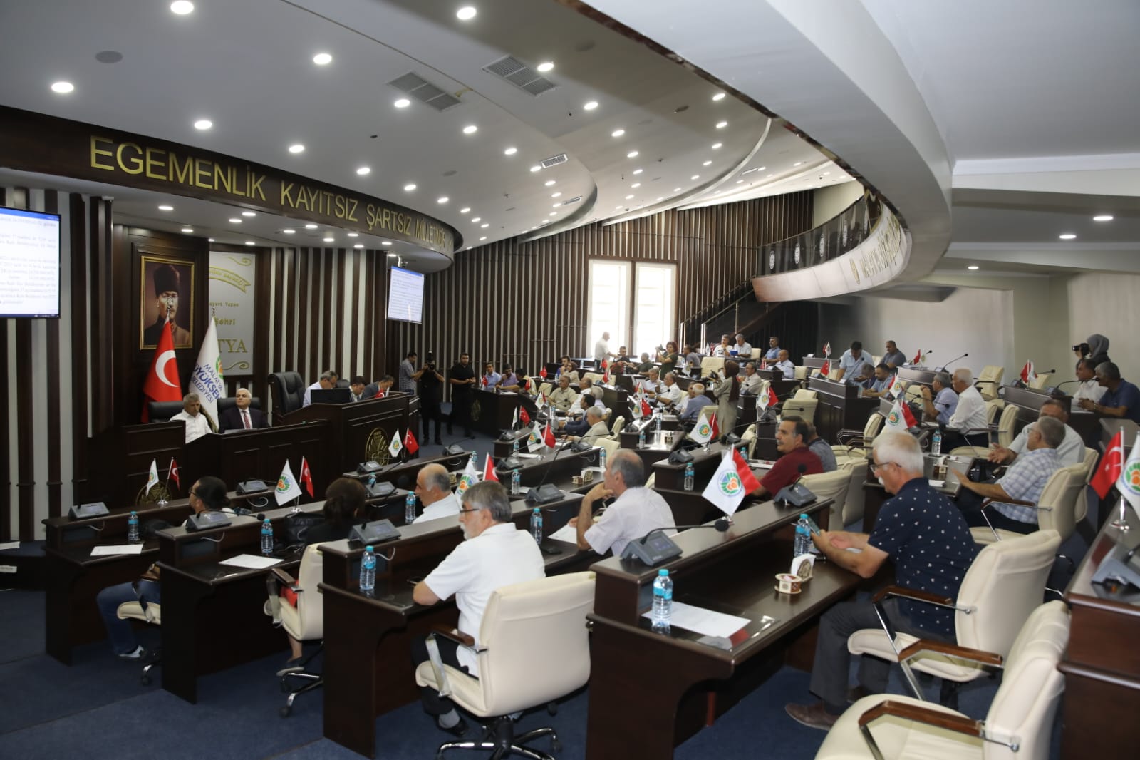 Büyükşehir Meclisi Toplandı