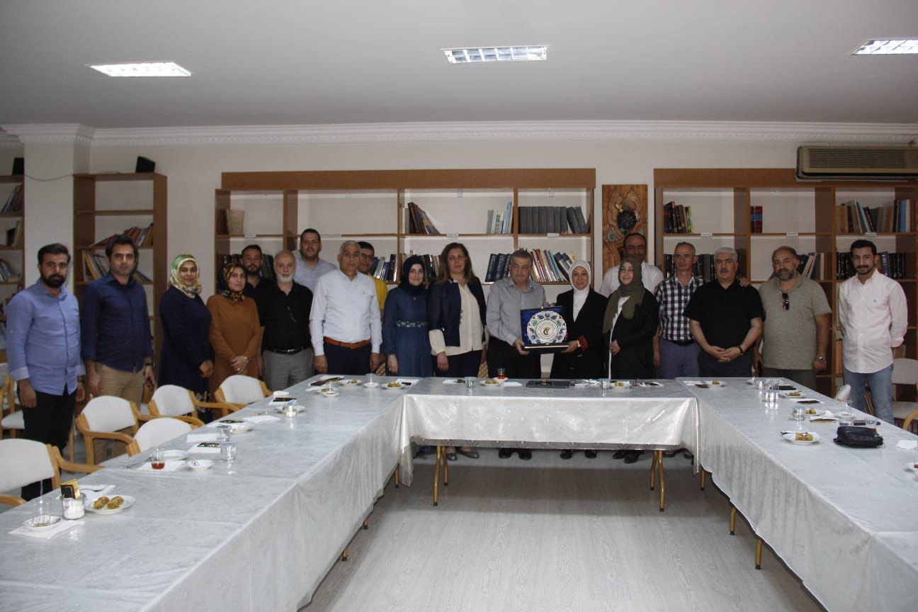 Çalık: "Sağlık Çalışanlarımızın Her Zaman Yanındayız"