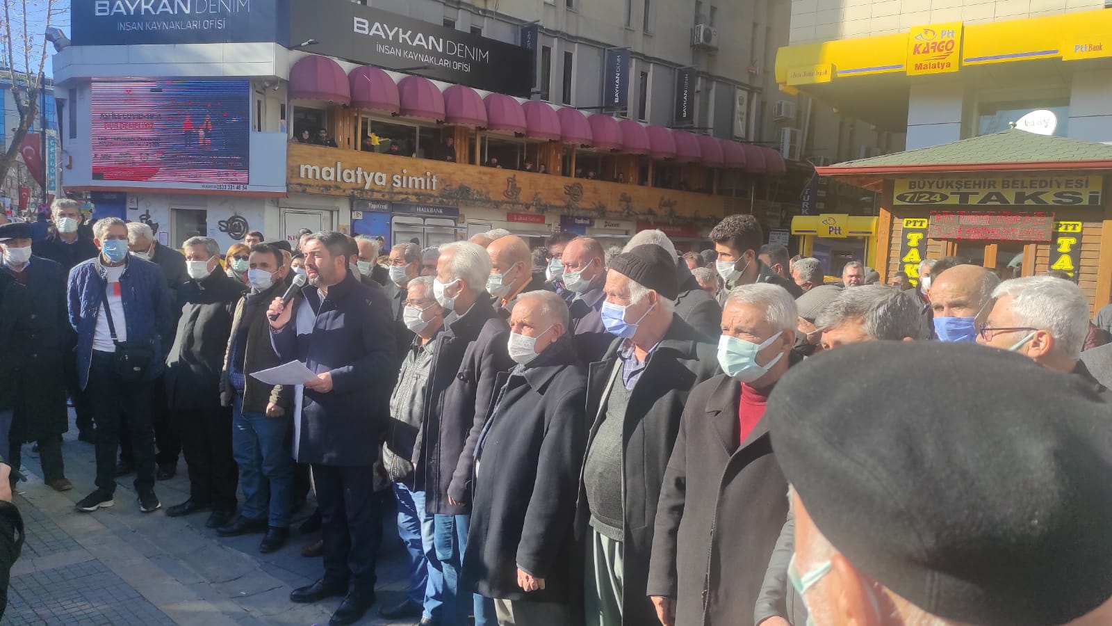 CHP'den Emeklilikte Yaşa Takılanlara Destek