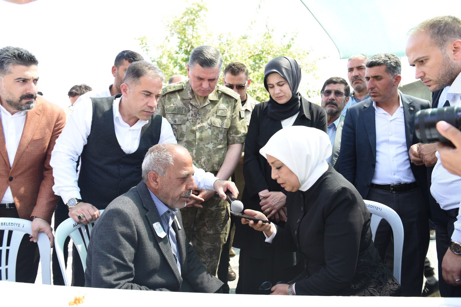 Cumhurbaşkanı Erdoğan Şehit Ailesiyle Telefonda Görüştü