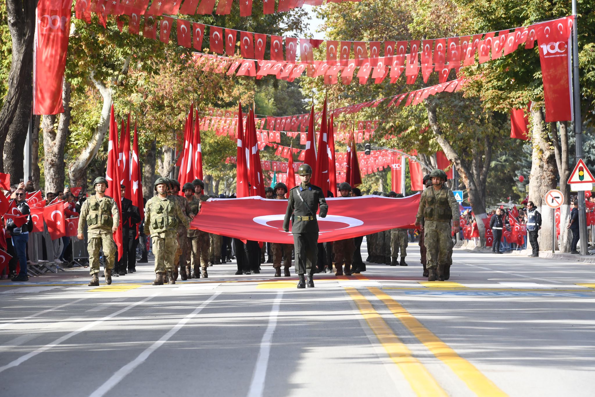 Cumhuriyetin 100. Yılı Coşkuyla Kutlandı