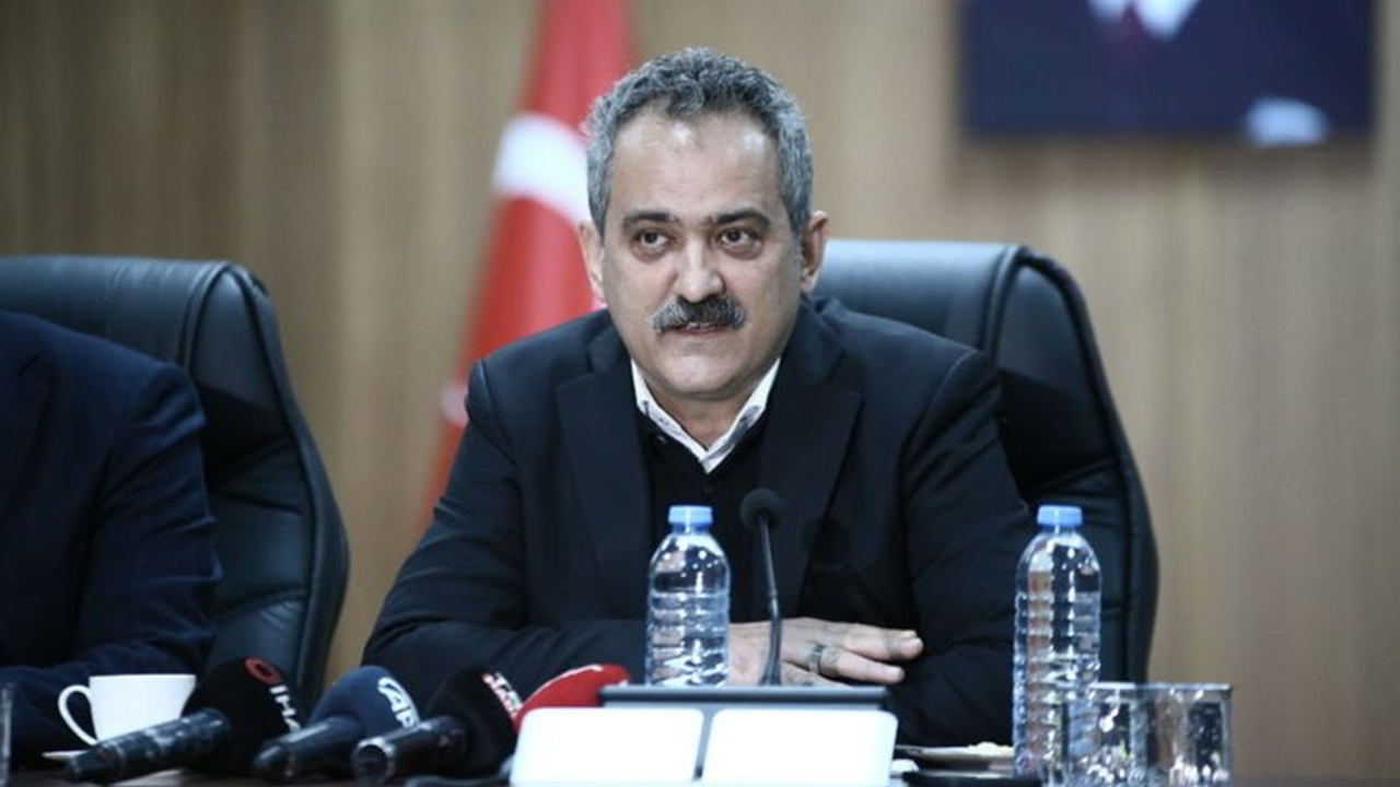 Deprem Bölgelerinden 202 Bin Öğrenci Naklini Aldırdı