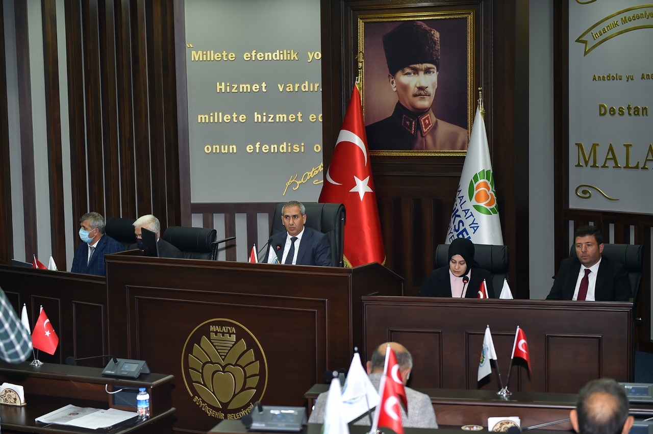 En Yüksek Bütçe Yeşilyurt'a Verildi