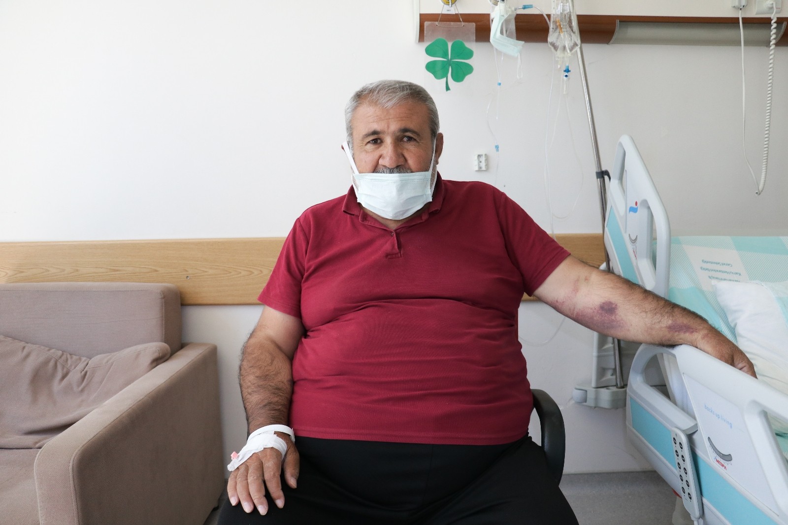 Engelli sandalyesiyle geldiği hastaneden oynayarak çıktı