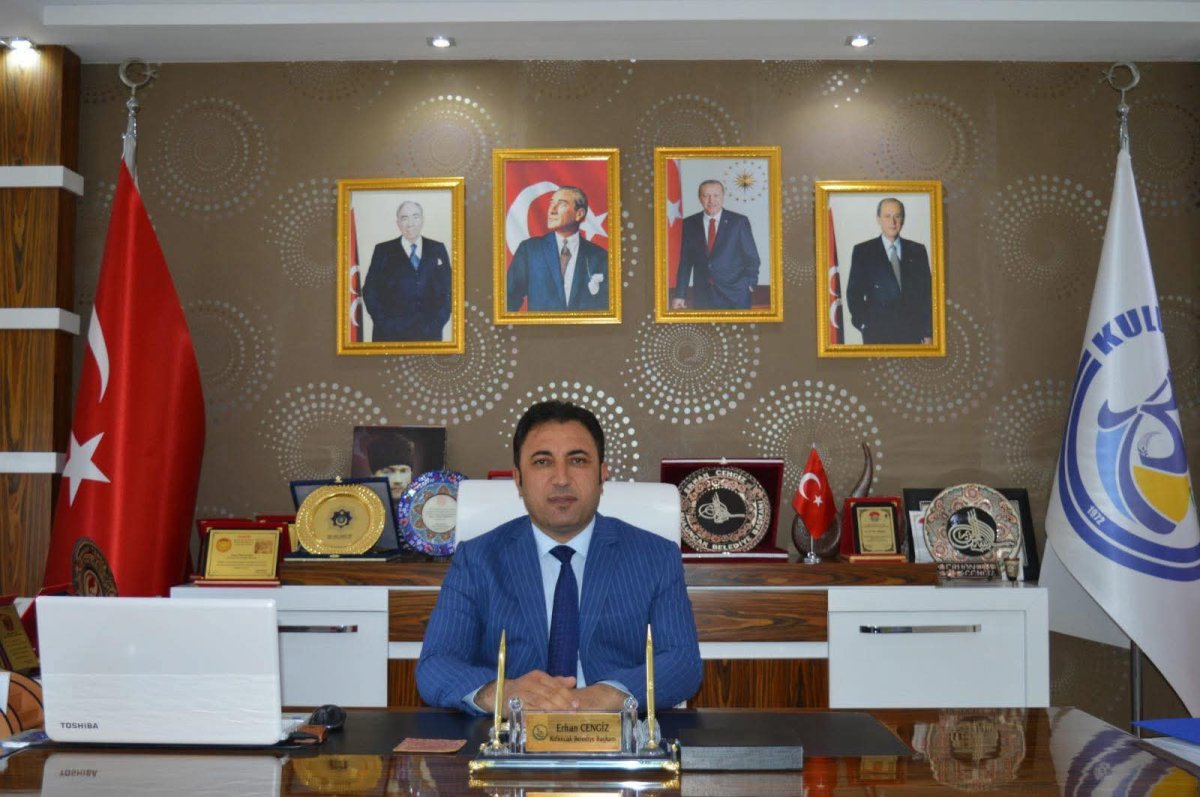 KULUNCAK BELEDİYE BAŞKANI ERHAN CENGİZ’DEN 23 NİSAN MESAJI