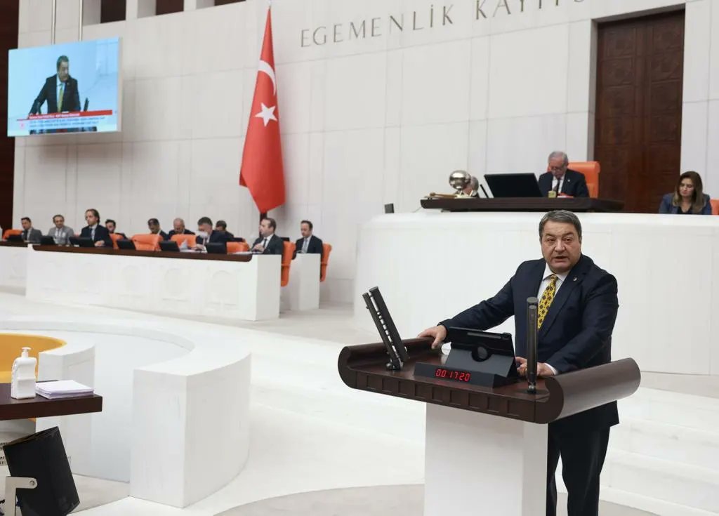 Fendoğlu, "Yerli Tütün Üreticisi Koruma Altına Alınıyor"
