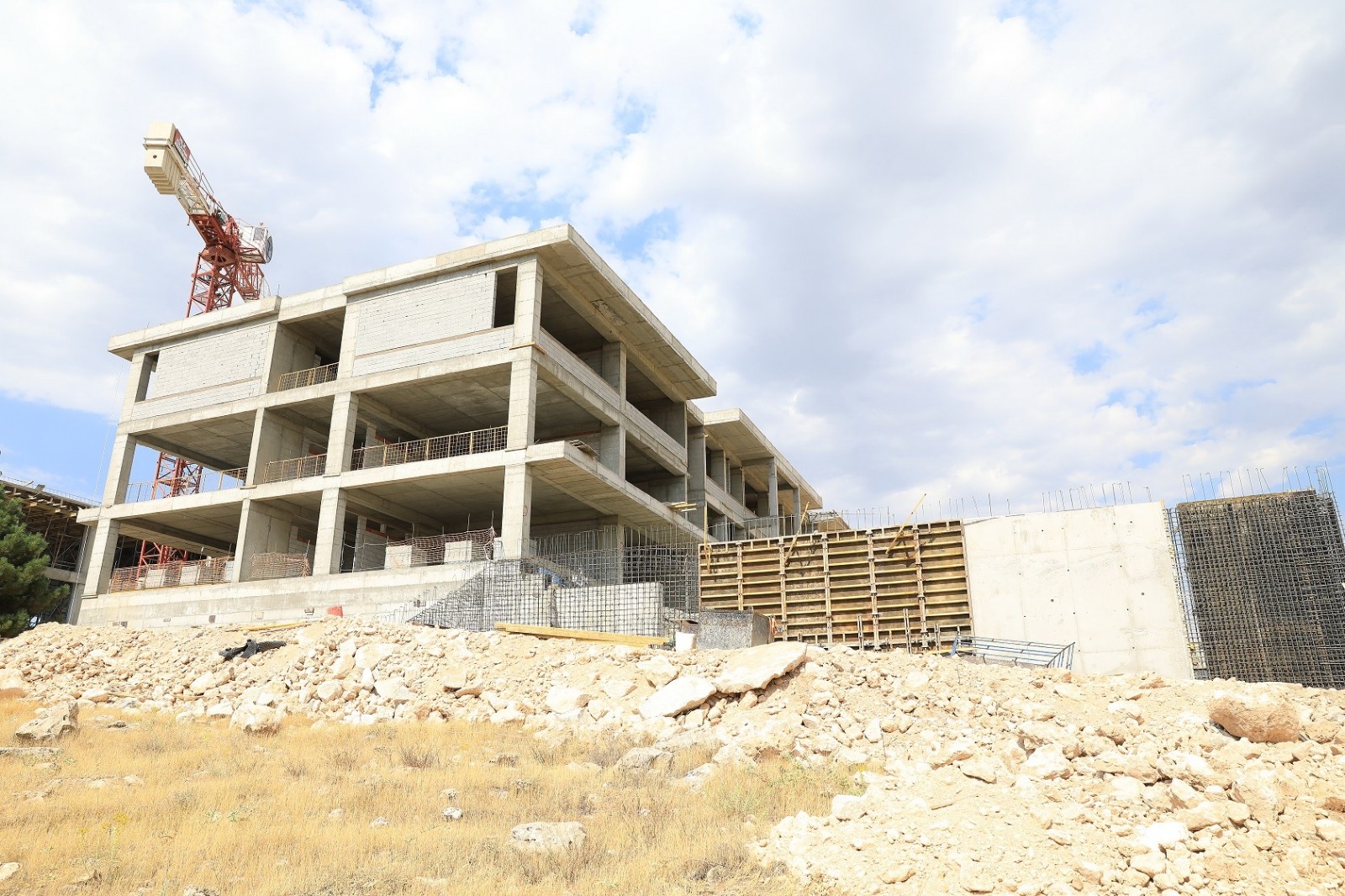 Güder: “Battalgazi’mize modern bir okul daha yapılıyor”